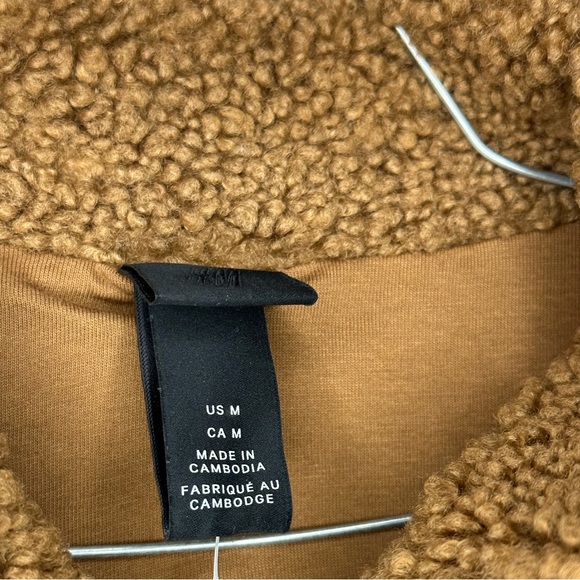 Brown fleece - Picture 3 of 3